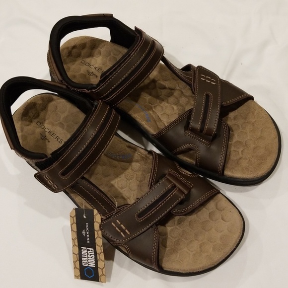 Dockers Other - NWT Men's Dockers Sandals Size 13 M